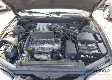 1996 Toyota Camry Le/Xle/Se z USA, uszkodzony, nr VIN 4T1BF12K3TU873648